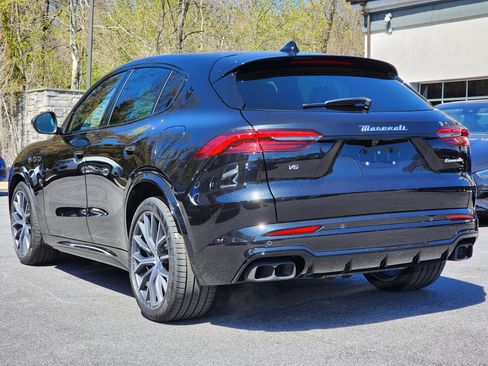 New 2026 Maserati Grecale Modena image 3