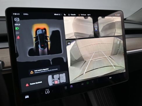 Used 2024 Tesla Model Y Long Range image 12