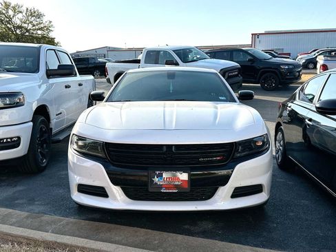 Used 2023 Dodge Charger SXT w/ Blacktop Package RWD image 10