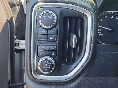 Certified 2020 GMC Sierra 1500 SLT w/ SLT Premium Package AWD/4WD image 17
