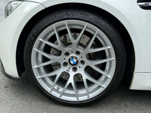 Used 2011 BMW M3 Sedan RWD image 31