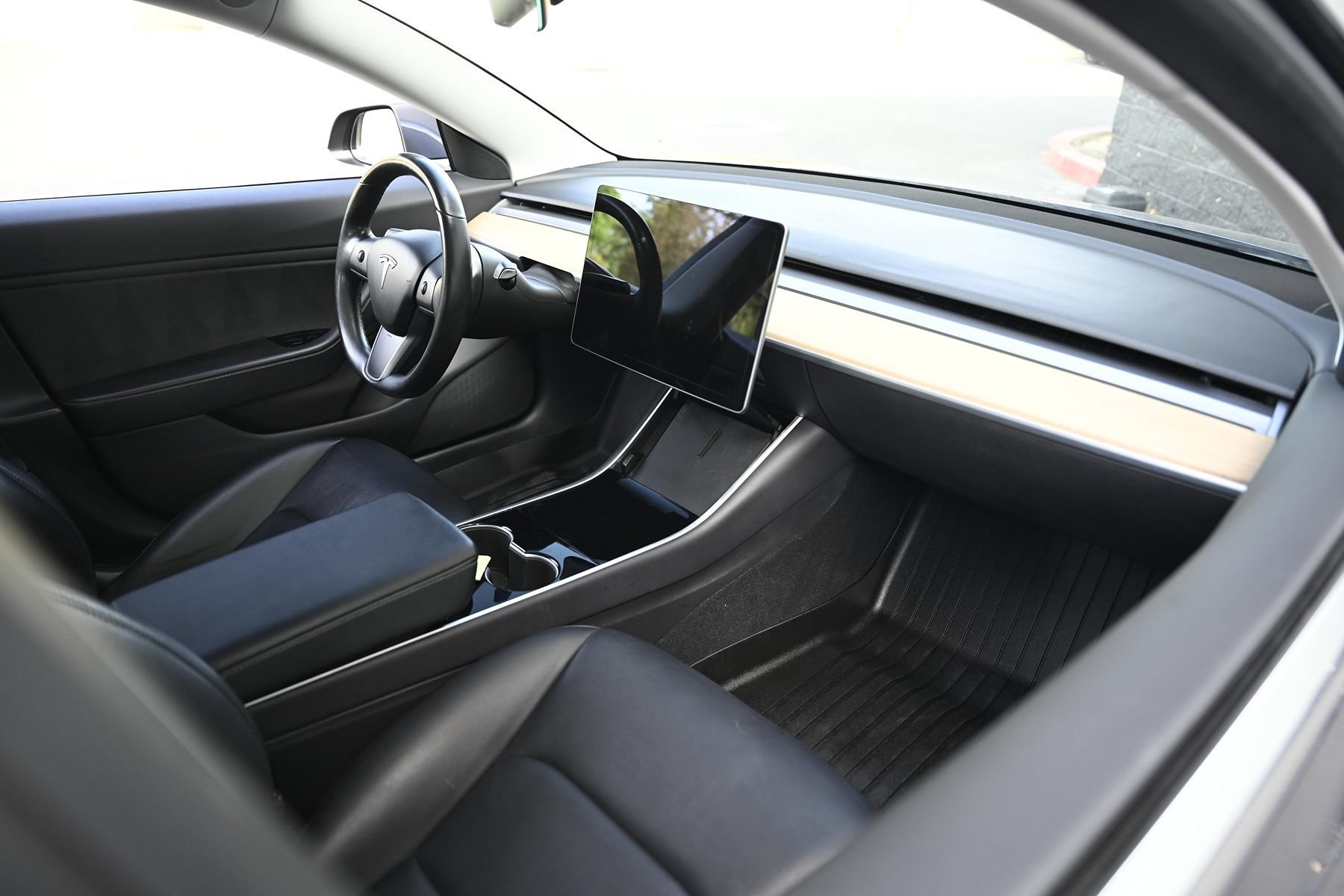 Used 2019 Tesla Model 3 Long Range AWD/4WD image 21