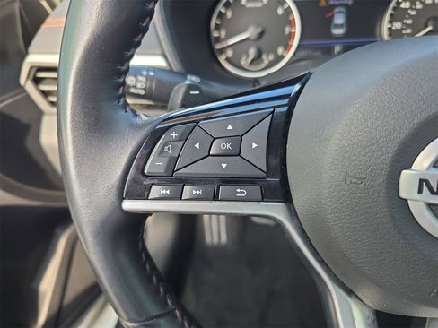 Used 2020 Nissan Altima 2.5 SR w/ Premium Package image 23