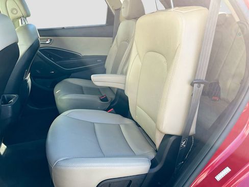 Used 2018 Hyundai Santa Fe Limited image 26