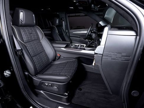 Used 2025 Cadillac Escalade V image 76