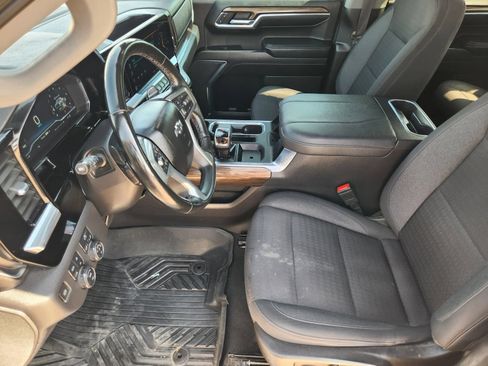 Used 2023 Chevrolet Silverado 1500 LT Trail Boss w/ Protection Package AWD/4WD image 15