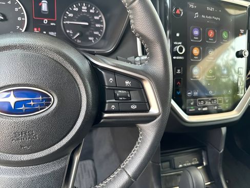 Used 2025 Subaru Ascent Premium AWD/4WD image 12