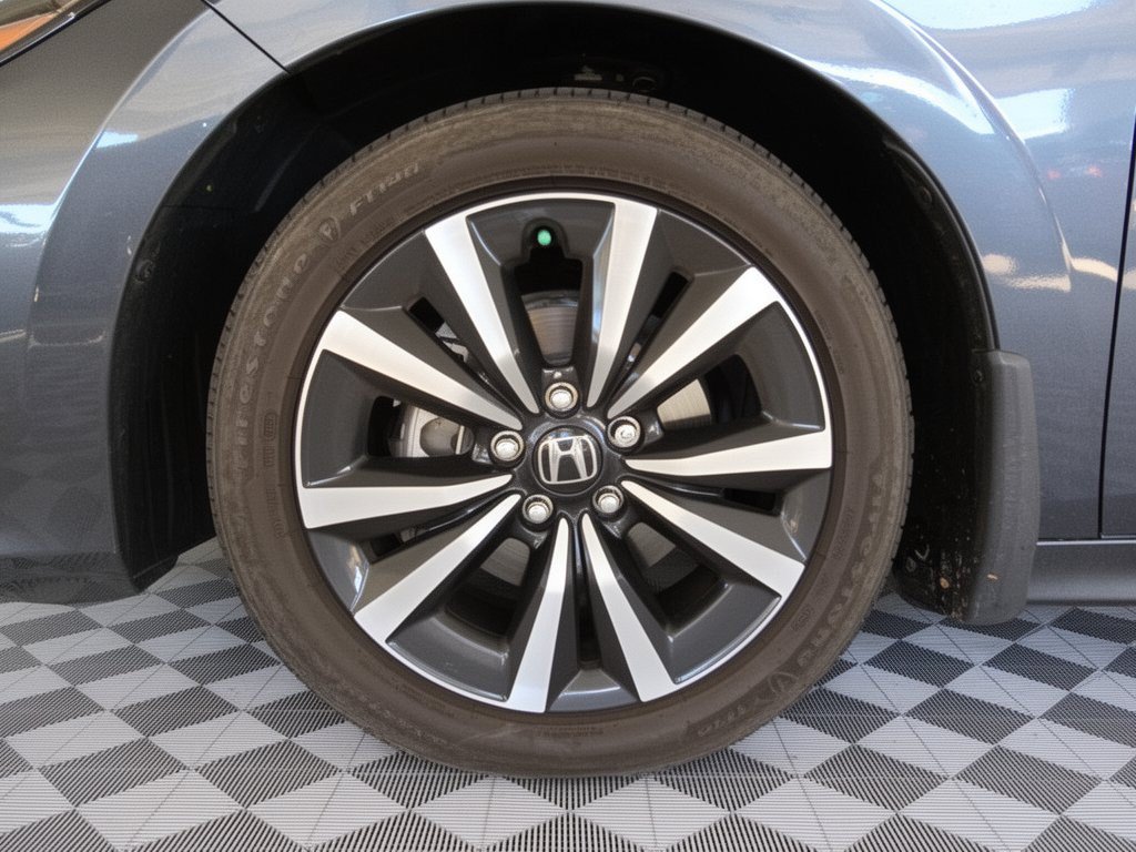 Used 2023 Honda Civic EX image 11
