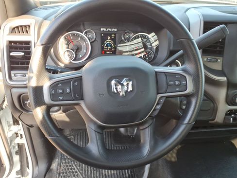 Used 2024 RAM 5500 Tradesman image 20