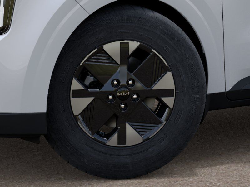 New 2027 Kia Carnival LXS FWD image 9