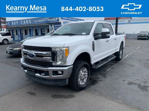 Used 2017 Ford F250 XLT w/ XLT Premium Package AWD/4WD image 1
