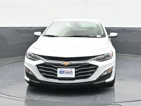 Used 2024 Chevrolet Malibu LT FWD image 17