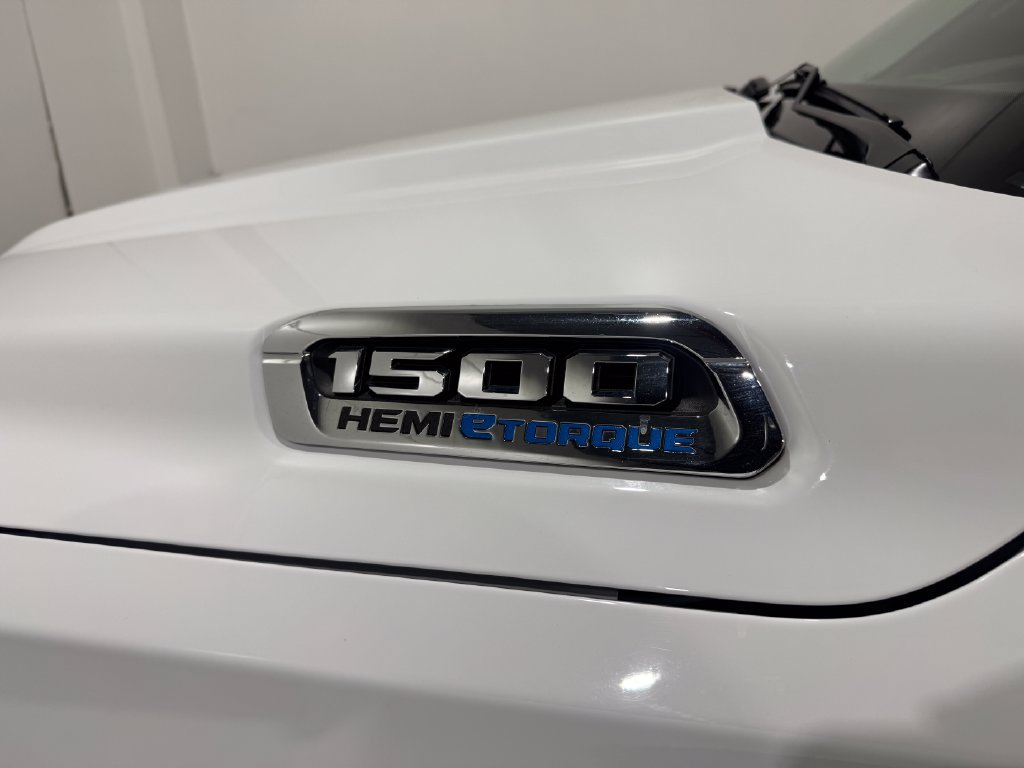 Used 2022 RAM 1500 Limited AWD/4WD image 33