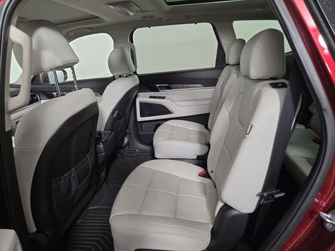 Used 2023 Kia Telluride SX FWD image 15
