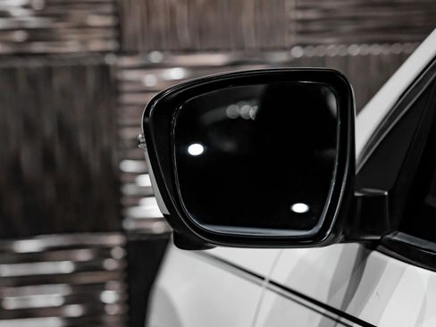 Used 2019 Nissan Rogue Sport SV w/ Technology Package FWD image 33