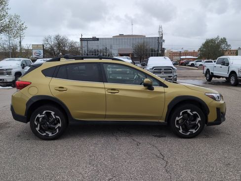 Used 2021 Subaru Crosstrek 2.5i Limited w/ Moonroof Package 2 AWD/4WD image 5