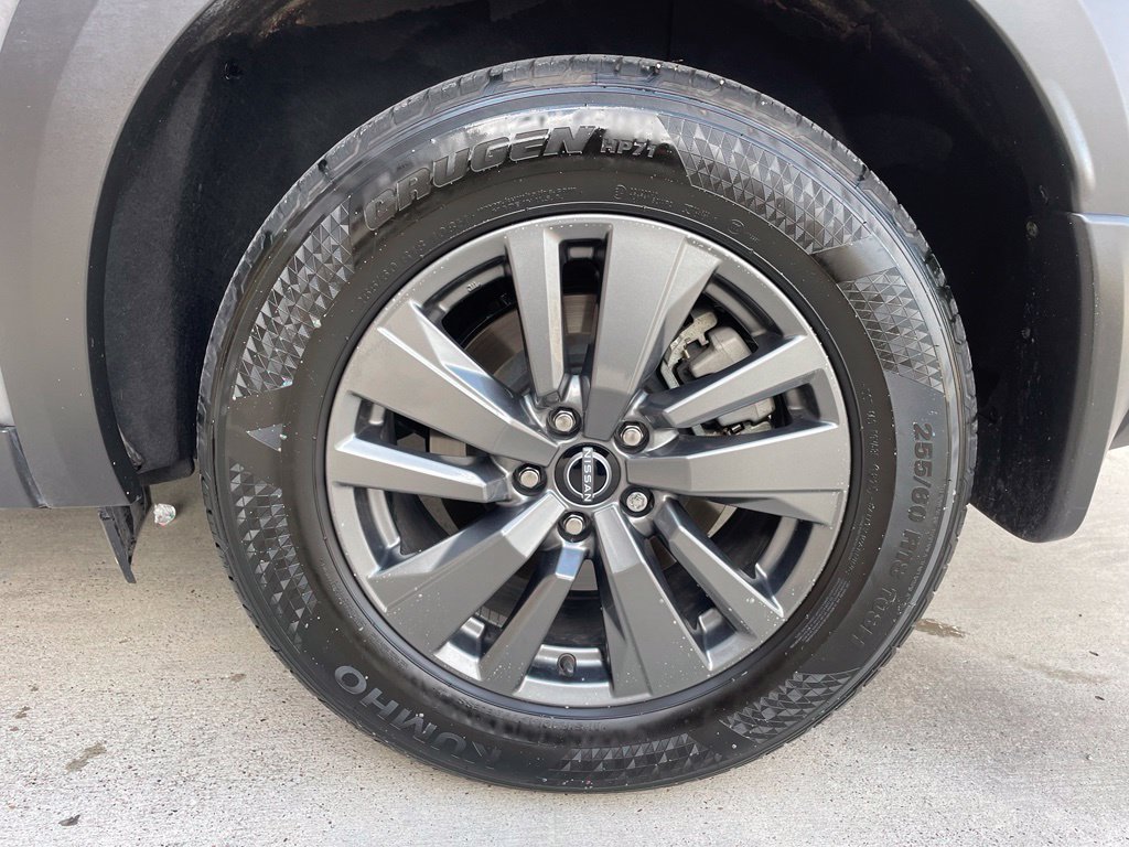 Certified 2025 Nissan Pathfinder SV FWD image 18