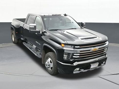 Used 2022 Chevrolet Silverado 3500 High Country w/ Snow Plow Prep/Camper Package image 56