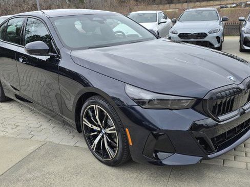 New 2026 BMW 530i xDrive w/ M Sport Package AWD/4WD image 3