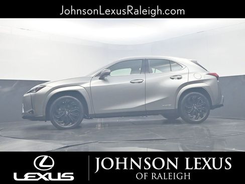 Certified 2022 Lexus UX 250h w/ Premium Package image 22