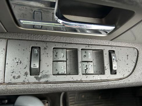 Used 2011 Ford F150 Lariat Limited AWD/4WD image 16