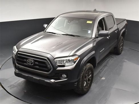 Used 2020 Toyota Tacoma SR5 image 44
