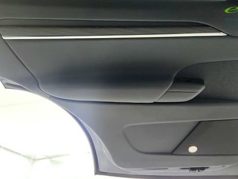 Used 2022 Tesla Model X AWD/4WD image 46