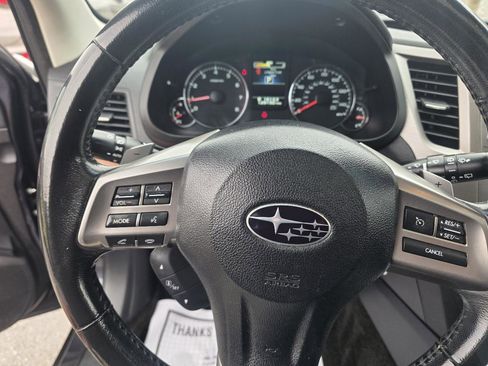 Used 2013 Subaru Outback 2.5i Limited w/ Moonroof Pkg AWD/4WD image 14