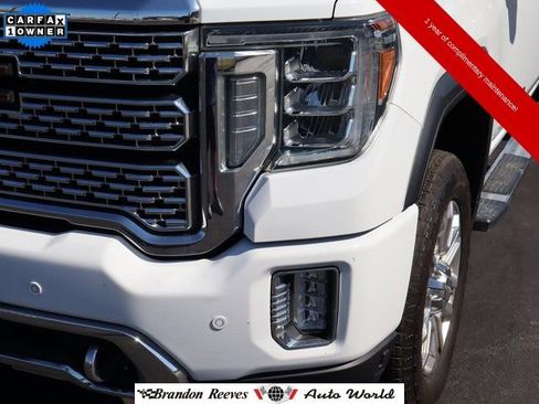Used 2022 GMC Sierra 2500 Denali image 11