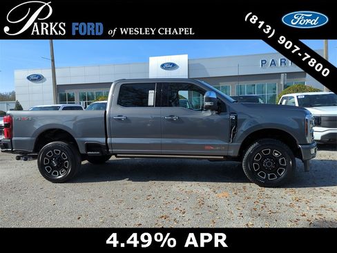 Certified 2024 Ford F250 Platinum image 3