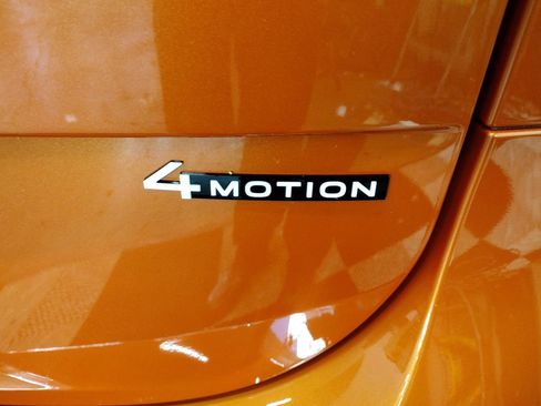 New 2025 Volkswagen ID. Buzz 1st Edition image 14