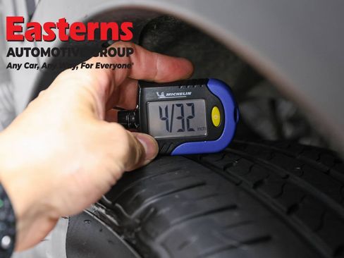 Used 2019 Nissan Rogue SV w/ Sun & Sound Touring Package AWD/4WD image 29