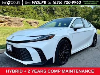 Used 2025 Toyota Camry SE FWD video 1