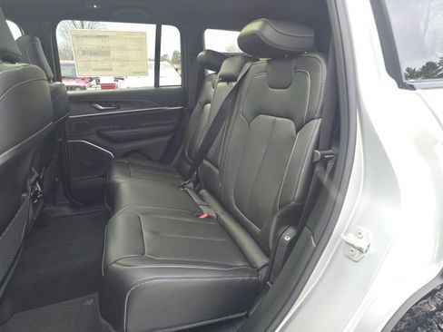 New 2026 Jeep Grand Cherokee Limited AWD/4WD image 29