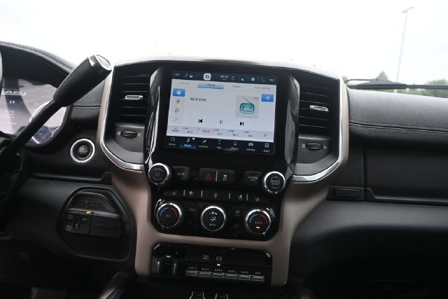 Used 2022 RAM 4500 Laramie AWD/4WD image 53