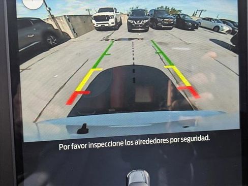 Used 2022 Ford Edge SE w/ Black Appearance Package image 14