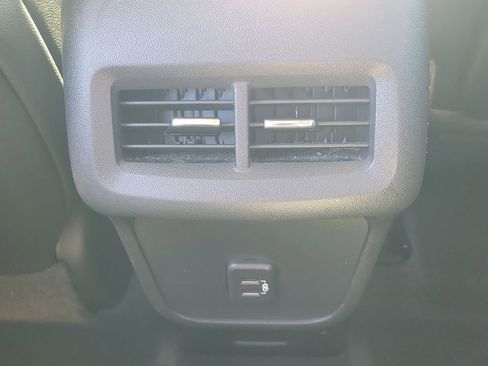 Used 2019 GMC Terrain SLT w/ Preferred Package image 17