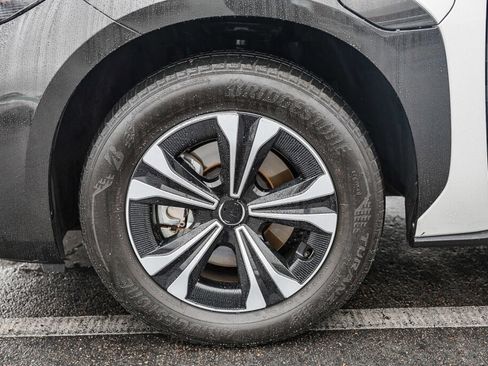 Certified 2024 Toyota bZ4X XLE image 29