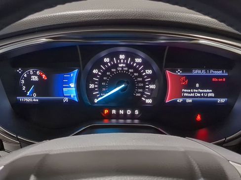 Used 2017 Ford Fusion SE w/ Fusion SE Technology Package image 45