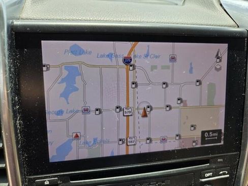 Used 2017 Porsche Cayenne S AWD/4WD image 11