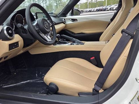 New 2026 MAZDA MX-5 Miata RF Grand Touring image 4