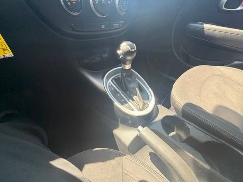 Used 2016 Kia Soul FWD image 29