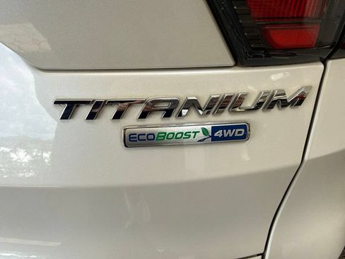 Used 2017 Ford Escape Titanium AWD/4WD image 11
