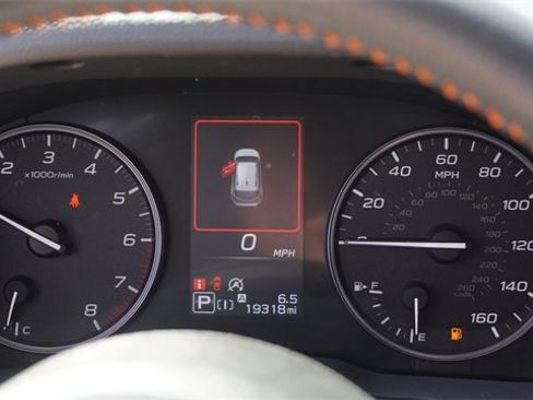 Used 2024 Subaru Crosstrek 2.5i Limited image 32