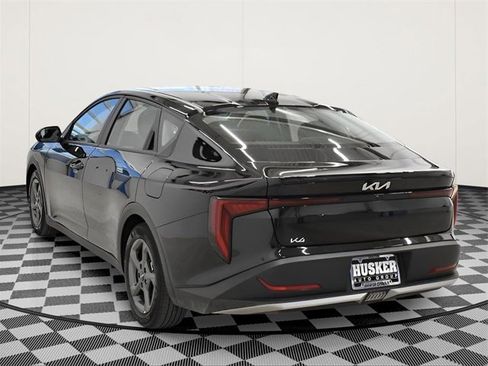 Used 2025 Kia K4 image 10