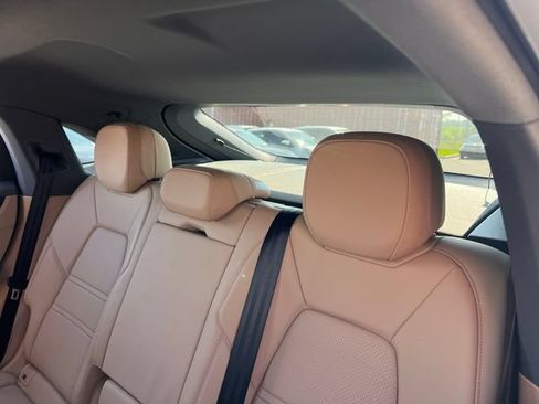Used 2021 Porsche Cayenne S AWD/4WD image 19