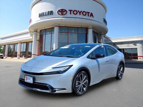 Certified 2025 Toyota Prius Limited w/ Limited Premium Package AWD/4WD image 1