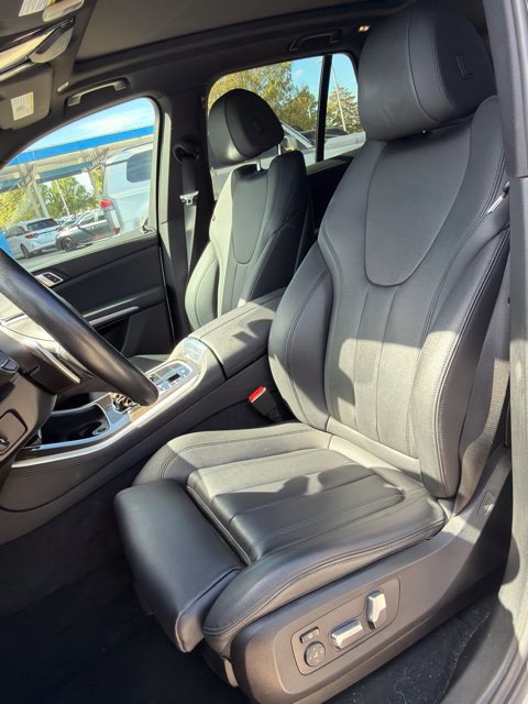 Used 2022 BMW X5 xDrive40i AWD/4WD image 15