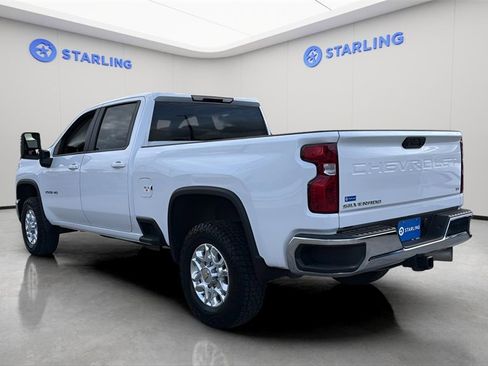 Used 2024 Chevrolet Silverado 2500 LT image 5