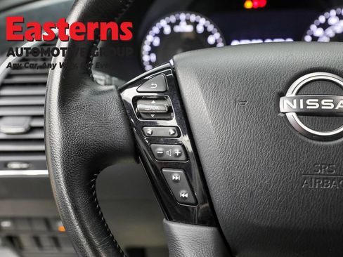 Used 2022 Nissan Armada SV w/ SV Appearance Package image 15